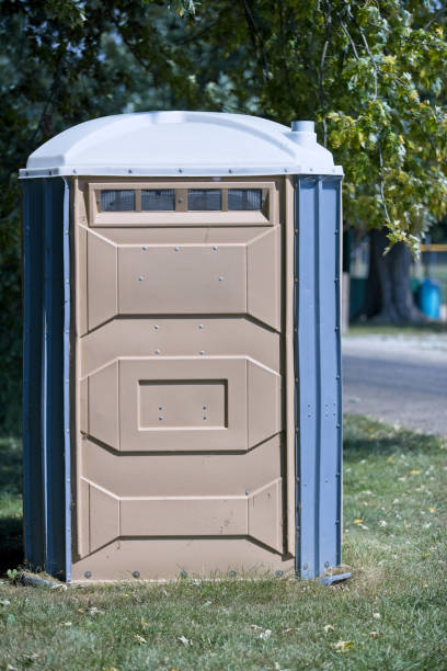 Best Portable toilet rental cost  in Middlefield, OH